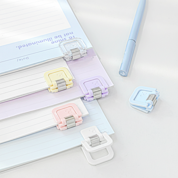 ClearView Cube Paper Clips Set