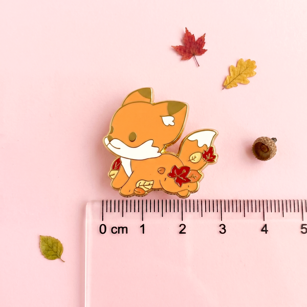Cute Fox & Fallen Leaves Enamel Pin