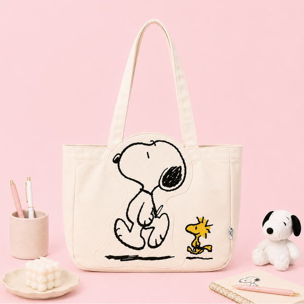 Peanuts Snoopy Canvas Daily Tote