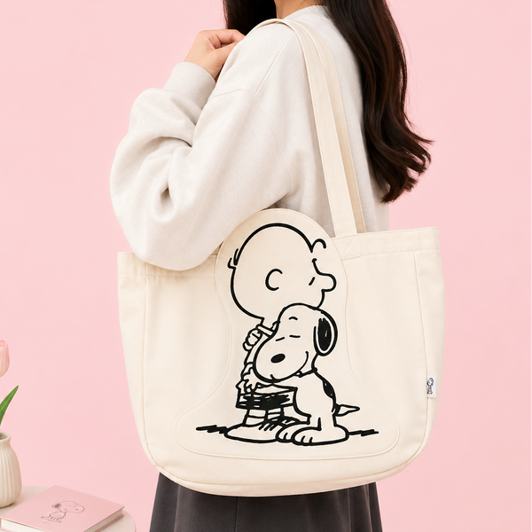 Peanuts Snoopy Canvas Daily Tote